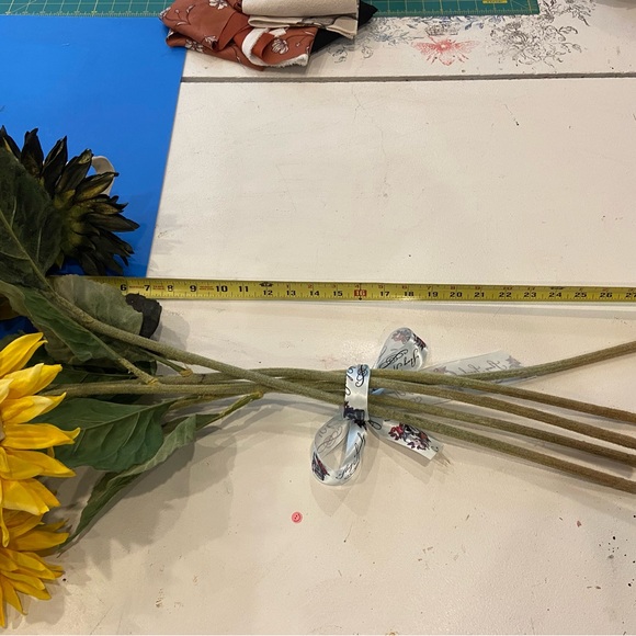 Halloween sunflower skull flowers ( set of 5) - Picture 4 of 5